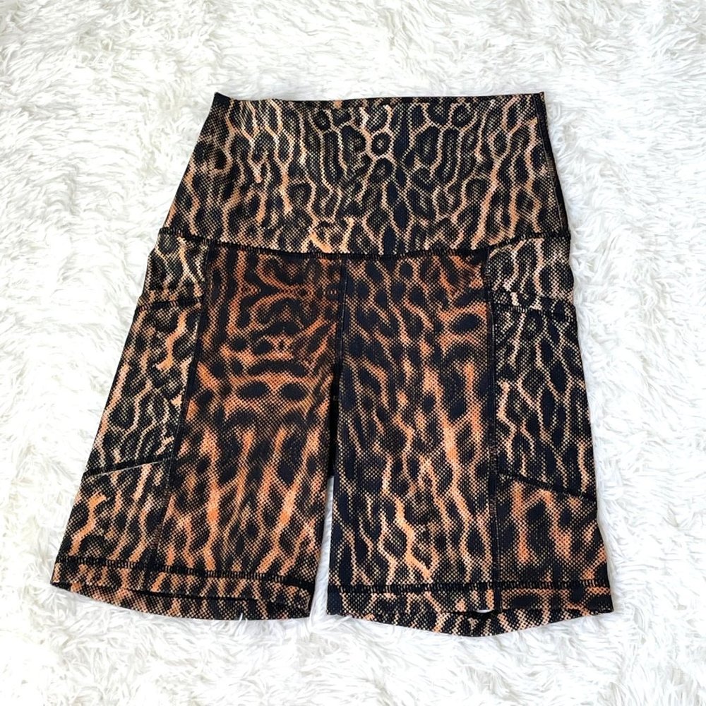 Yogalicious Lux High Rise Leopard Animal Print Bike Biker Shorts S